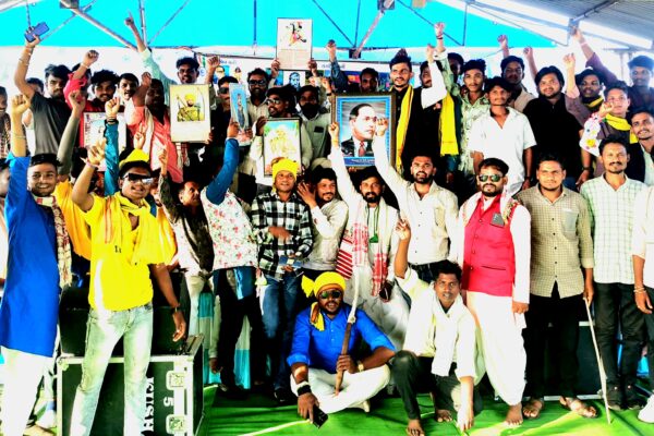 धूमधाम से मनाया विश्व आदिवासी दिवस साप्ताहिक कार्यक्रम के तहत निकाली रैली सांस्कृतिक प्रस्तुति के साथ हुआ सभा का आयोजन